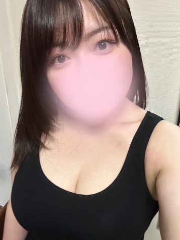桃瀬 しずく (27)